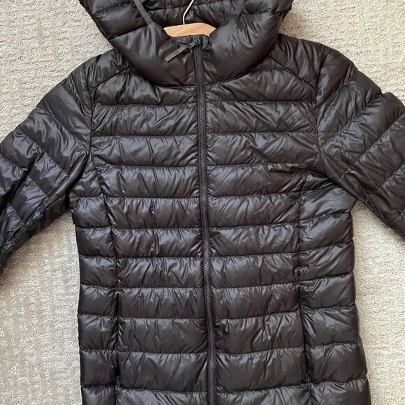 UNIQLO Ultralight Down Women's Jacket Medium - Picture 2 of 5